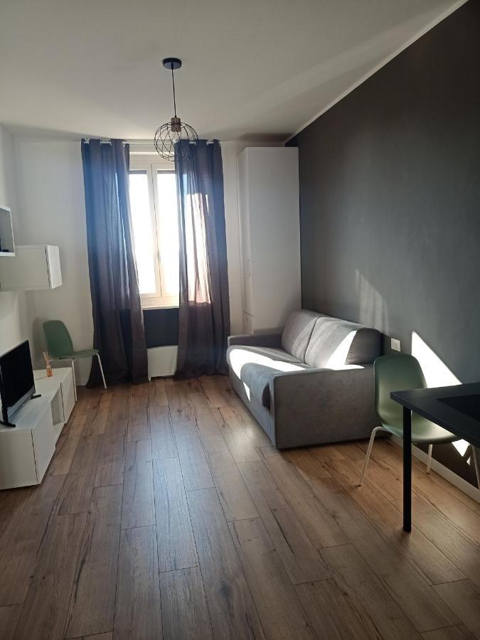 Tiny Bengasi Apartment Turin Exterior foto